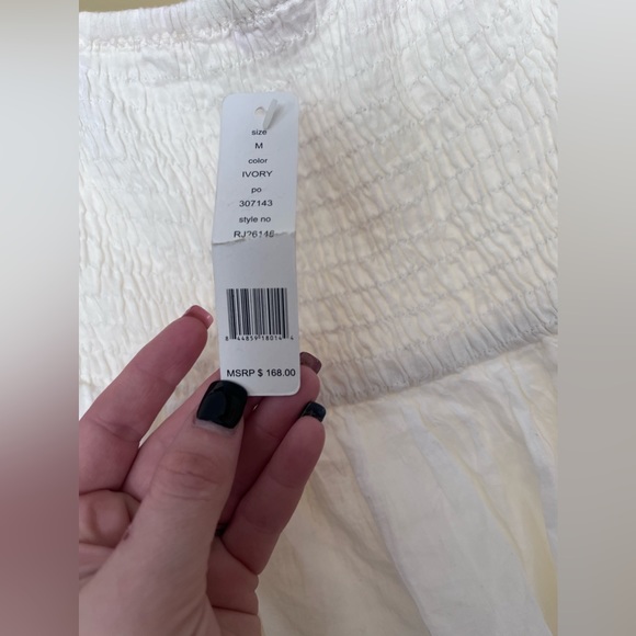 Nwt Romeo & Juliet strapless white ruffle dress size medium - Picture 2 of 2